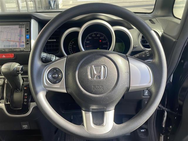 Ｎ－ＢＯＸ Ｇ・ＬパッケージＳＳパッケージ　あんしんパッケージ　衝突軽減ブレーキ　両側パワースライドドア　純正ナビ　ＴＶ　ＣＤ　ＢＴ　バックカメラ　ＥＴＣ　スマートキー２個　社外アルミホイール　Ｗ　サイド　カーテンエアバッグ　ワンオーナー　禁煙（32枚目）