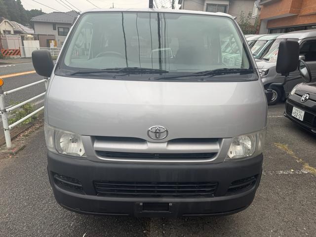 ハイエースバン ロングジャストローＤＸ　Ｎｏｘ・ｐｍ適合ディーゼルターボ　５ドア（2枚目）