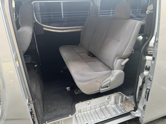 ＮＶ３５０キャラバンバン ロングＤＸターボ　５ドア　４ＷＤ　Ｎｏｘ・ｐｍ適合ディーゼルターボ　禁煙車（12枚目）