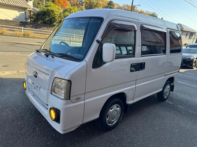 サンバーバン ディアス　スーパーチャージャー　５速ＭＴ　切替式４ＷＤ　ナビＴＶ　ドラレコＥＴＣ（3枚目）