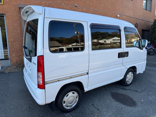 サンバーバン ディアス　スーパーチャージャー　５速ＭＴ　切替式４ＷＤ　ナビＴＶ　ドラレコＥＴＣ（6枚目）