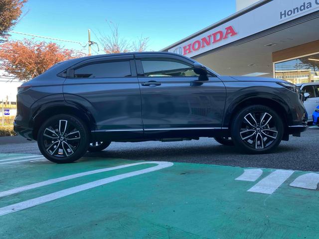 ヴェゼル ｅ：ＨＥＶ　Ｚ　ドライブレコーダー　バックカメラ　クリアランスソナー　オートクルーズコントロール　レーンアシスト　衝突被害軽減システム　ナビ　ＴＶ　オートライト　ＬＥＤヘッドランプ　電動リアゲート　アルミホイール（4枚目）