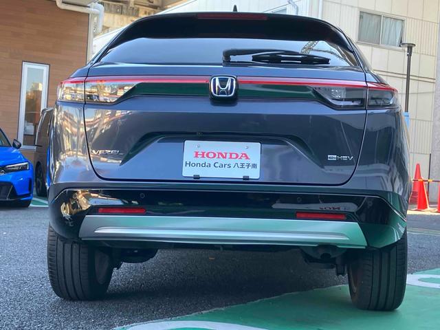 ヴェゼル ｅ：ＨＥＶ　Ｚ　ドライブレコーダー　バックカメラ　クリアランスソナー　オートクルーズコントロール　レーンアシスト　衝突被害軽減システム　ナビ　ＴＶ　オートライト　ＬＥＤヘッドランプ　電動リアゲート　アルミホイール（6枚目）