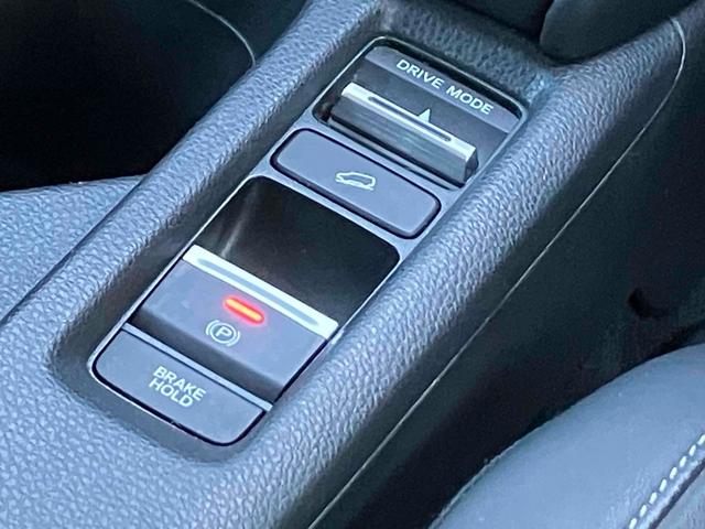 ヴェゼル ｅ：ＨＥＶ　Ｚ　ドライブレコーダー　バックカメラ　クリアランスソナー　オートクルーズコントロール　レーンアシスト　衝突被害軽減システム　ナビ　ＴＶ　オートライト　ＬＥＤヘッドランプ　電動リアゲート　アルミホイール（15枚目）