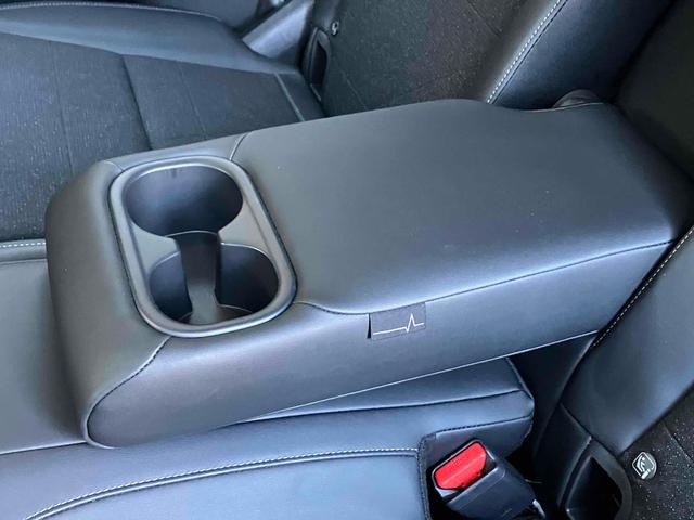 ヴェゼル ｅ：ＨＥＶ　Ｚ　ドライブレコーダー　バックカメラ　クリアランスソナー　オートクルーズコントロール　レーンアシスト　衝突被害軽減システム　ナビ　ＴＶ　オートライト　ＬＥＤヘッドランプ　電動リアゲート　アルミホイール（37枚目）