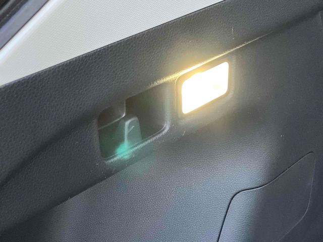 ヴェゼル ｅ：ＨＥＶ　Ｚ　ドライブレコーダー　バックカメラ　クリアランスソナー　オートクルーズコントロール　レーンアシスト　衝突被害軽減システム　ナビ　ＴＶ　オートライト　ＬＥＤヘッドランプ　電動リアゲート　アルミホイール（48枚目）