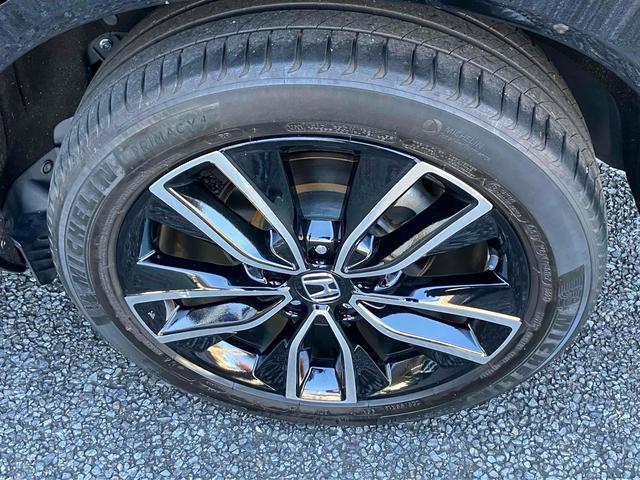 ヴェゼル ｅ：ＨＥＶ　Ｚ　ドライブレコーダー　バックカメラ　クリアランスソナー　オートクルーズコントロール　レーンアシスト　衝突被害軽減システム　ナビ　ＴＶ　オートライト　ＬＥＤヘッドランプ　電動リアゲート　アルミホイール（52枚目）