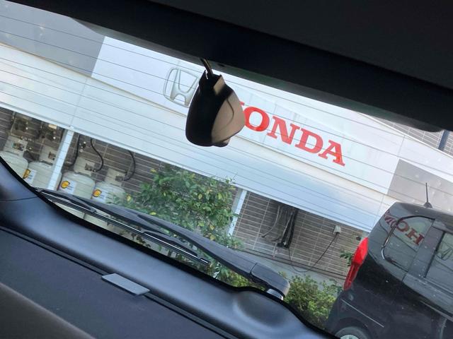 ヴェゼル ｅ：ＨＥＶ　Ｚ　ドライブレコーダー　バックカメラ　クリアランスソナー　オートクルーズコントロール　レーンアシスト　衝突被害軽減システム　ナビ　ＴＶ　オートライト　ＬＥＤヘッドランプ　電動リアゲート　アルミホイール（57枚目）