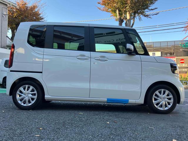 Ｎ－ＢＯＸ ベースグレード　届出済未使用車　両側電動スライドドア　クリアランスソナー　アダプティブクルーズコントロール　レーンアシスト　衝突被害軽減システム　ＬＥＤオートライト　スマートキー　アイドリングストップ　電動格納ミラー（4枚目）