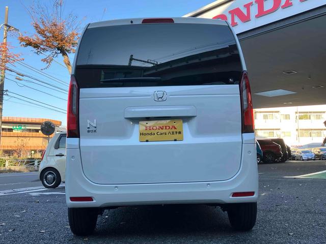 Ｎ－ＢＯＸ ベースグレード　届出済未使用車　両側電動スライドドア　クリアランスソナー　アダプティブクルーズコントロール　レーンアシスト　衝突被害軽減システム　ＬＥＤオートライト　スマートキー　アイドリングストップ　電動格納ミラー（6枚目）