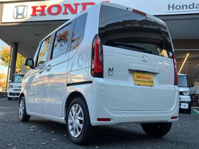 Ｎ－ＢＯＸ ベースグレード　届出済未使用車　両側電動スライドドア　クリアランスソナー　アダプティブクルーズコントロール　レーンアシスト　衝突被害軽減システム　ＬＥＤオートライト　スマートキー　アイドリングストップ　電動格納ミラー（7枚目）