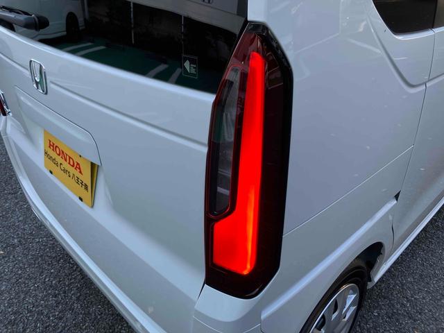Ｎ－ＢＯＸ ベースグレード　届出済未使用車　両側電動スライドドア　クリアランスソナー　アダプティブクルーズコントロール　レーンアシスト　衝突被害軽減システム　ＬＥＤオートライト　スマートキー　アイドリングストップ　電動格納ミラー（43枚目）