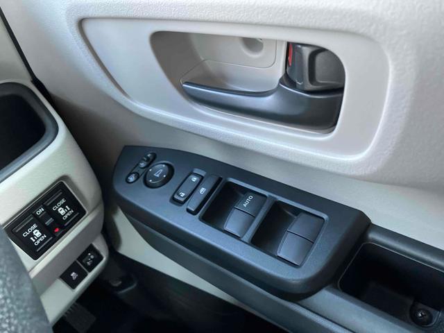 Ｎ－ＢＯＸ ベースグレード　届出済未使用車　両側電動スライドドア　クリアランスソナー　アダプティブクルーズコントロール　レーンアシスト　衝突被害軽減システム　ＬＥＤオートライト　スマートキー　アイドリングストップ　電動格納ミラー（45枚目）