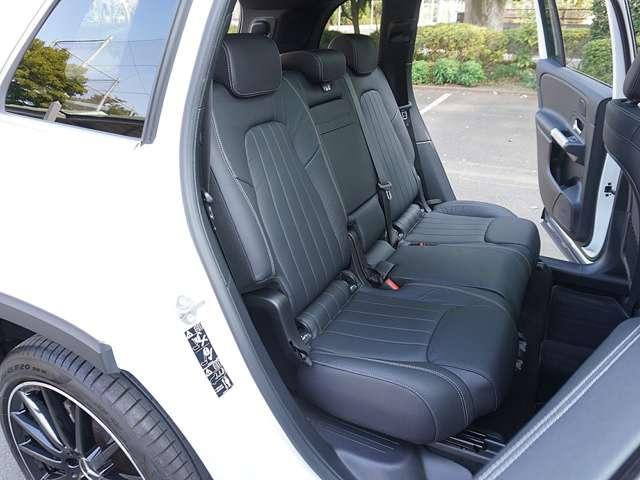 ＧＬＢ ＧＬＢ２００ｄ　ディーゼルターボ　パノラマガラスサンルーフ　本革ブラックレザーシート　ＡＭＧブラック２０インチアルミ　シートヒーター　パワーシート（4枚目）