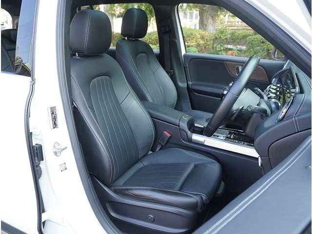 ＧＬＢ ＧＬＢ２００ｄ　ディーゼルターボ　パノラマガラスサンルーフ　本革ブラックレザーシート　ＡＭＧブラック２０インチアルミ　シートヒーター　パワーシート（5枚目）