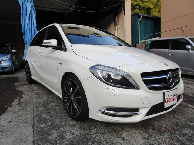 Bクラス B180 ブルーエフィシェンシースポーツナイトPKG ハーフレザー 純正ナビ フルセグ Bカメラ ETC ターボ 18AW 取説保証書 下取車 メモリー付きパワーシート プライバシーガラス(3枚目)