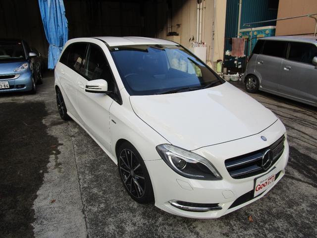 Bクラス B180 ブルーエフィシェンシースポーツナイトPKG ハーフレザー 純正ナビ フルセグ Bカメラ ETC ターボ 18AW 取説保証書 下取車 メモリー付きパワーシート プライバシーガラス(4枚目)