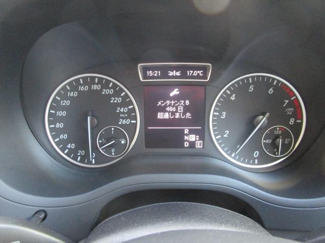 Bクラス B180 ブルーエフィシェンシースポーツナイトPKG ハーフレザー 純正ナビ フルセグ Bカメラ ETC ターボ 18AW 取説保証書 下取車 メモリー付きパワーシート プライバシーガラス(24枚目)