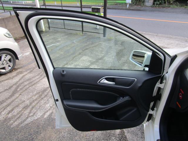 Bクラス B180 ブルーエフィシェンシースポーツナイトPKG ハーフレザー 純正ナビ フルセグ Bカメラ ETC ターボ 18AW 取説保証書 下取車 メモリー付きパワーシート プライバシーガラス(32枚目)