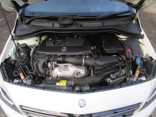 Bクラス B180 ブルーエフィシェンシースポーツナイトPKG ハーフレザー 純正ナビ フルセグ Bカメラ ETC ターボ 18AW 取説保証書 下取車 メモリー付きパワーシート プライバシーガラス(44枚目)