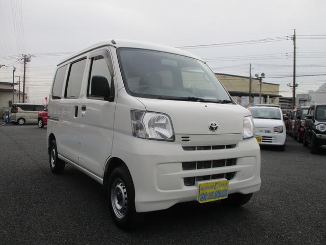 デラックス 5速マニュアル車 キーレス パワーウインドウ 両側スライド プライバシーガラス(8枚目)