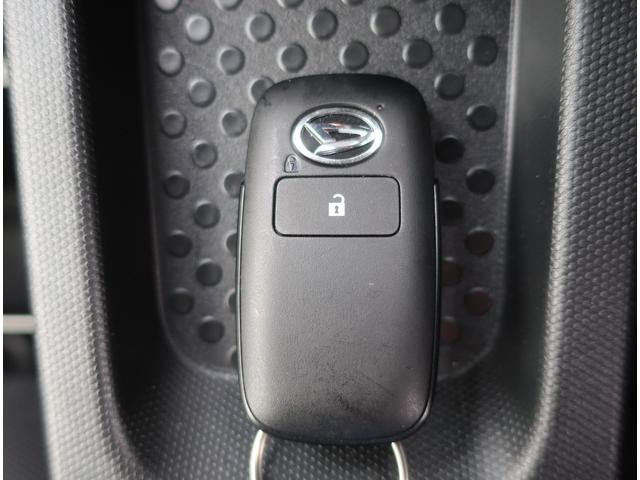 タフト Ｇターボ　純正９インチナビ　フルセグ　Ｂｌｕｅｔｏｏｔｈ　アラウンドビューモニター　バックカメラ　ドライブレコーダー　衝突軽減ブレーキ　電動パーキングブレーキ　ブレーキホールド　スカイフィールトップ（32枚目）