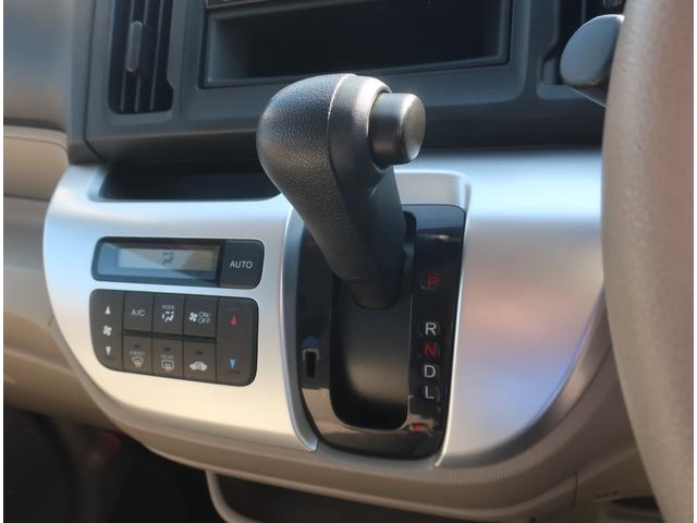 N-WGN C キーレスエントリー アイドリングストップ CDデッキ オートエアコン プライバシーガラス(23枚目)