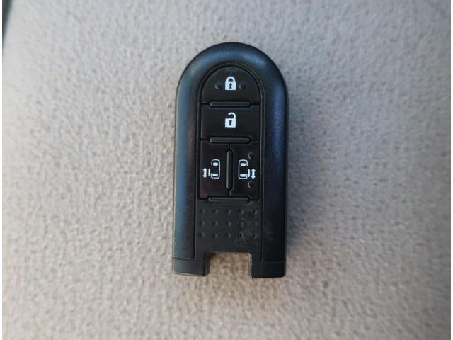 ムーヴキャンバス ＧホワイトアクセントＶＳ　ＳＡＩＩＩ　ナビ　フルセグ　Ｂｌｕｅｔｏｏｔｈ　アラウンドビューモニター　バックカメラ　両側パワースライド　衝突軽減ブレーキ　ＬＥＤヘッドライト　アイドリングストップ　スマートキー（33枚目）