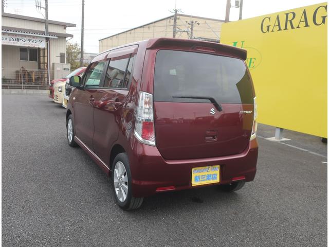 ワゴンＲスティングレー Ｘ　ＨＩＤヘッドライト　スマートキー　プッシュスタート　オートエアコン　プライバシーガラス（11枚目）