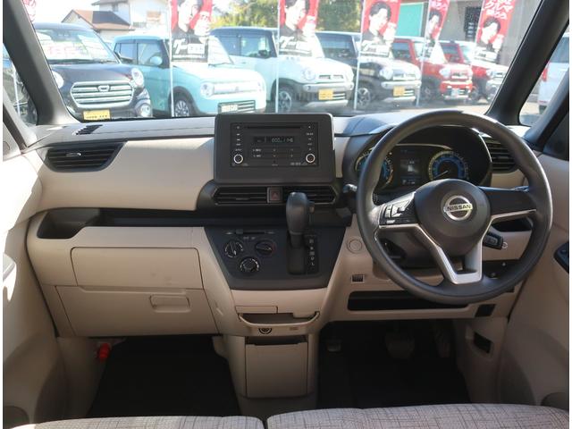 ルークス Ｓ　衝突軽減ブレーキ　アイドリングストップ　キーレスエントリー　ＣＤデッキ　プライバシーガラス　ワンオーナー（7枚目）