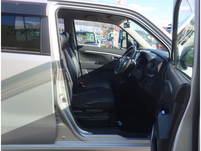 ワゴンＲスティングレー リミテッド　ＨＩＤヘッドライト　ウインカーミラー　スマートキー　プッシュスタート　バックカメラ　オートエアコン　プライバシーガラス（17枚目）