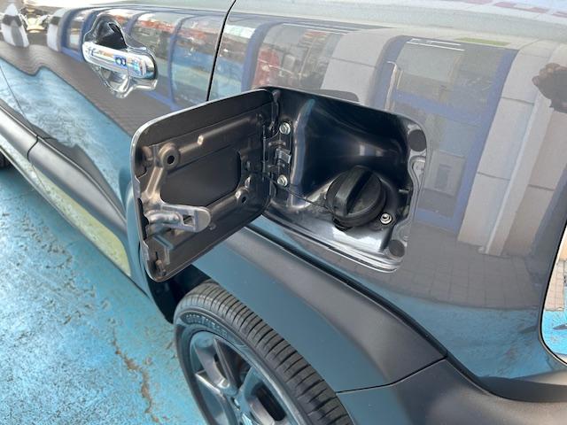 クロスビー ハイブリッドMZ フルタイム4WD ターボ車 8インチフルセグナビ バックモニター ETC2.0車載器 クルーズコントロール LEDヘッドライト LEDフォグランプ 衝突被害軽減ブレーキ装置 リヤパーキングセンサー(42枚目)