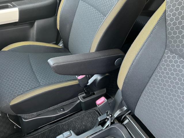 クロスビー ハイブリッドMZ フルタイム4WD ターボ車 8インチフルセグナビ バックモニター ETC2.0車載器 クルーズコントロール LEDヘッドライト LEDフォグランプ 衝突被害軽減ブレーキ装置 リヤパーキングセンサー(48枚目)