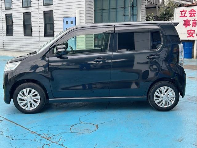 ワゴンＲスティングレー Ｘ　スマートキー　７インチフルセグメモリーナビ　ドライブレコーダー　ディスチャージヘッドランプ　フォグランプ　オートライト　アルミホイール　衝突被害軽減ブレーキ装置（6枚目）