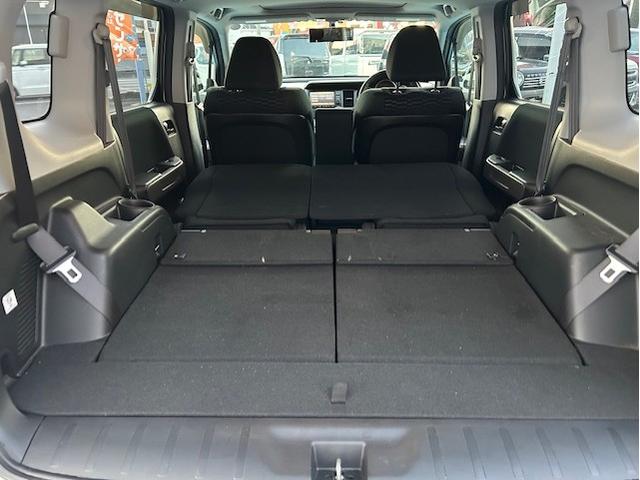 クロスロード 20X 電動サンルーフ スマートキー 7インチHDDナビゲーション バックモニター ETC ディスチャージヘッドランプ フォグランプ オートライト 純正アルミホイール 7人乗り3列シート(15枚目)