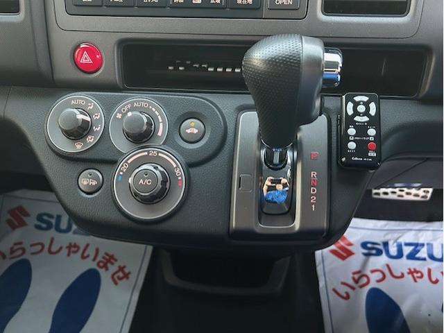 クロスロード 20X 電動サンルーフ スマートキー 7インチHDDナビゲーション バックモニター ETC ディスチャージヘッドランプ フォグランプ オートライト 純正アルミホイール 7人乗り3列シート(23枚目)