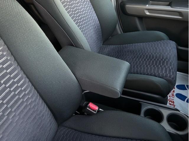 クロスロード 20X 電動サンルーフ スマートキー 7インチHDDナビゲーション バックモニター ETC ディスチャージヘッドランプ フォグランプ オートライト 純正アルミホイール 7人乗り3列シート(36枚目)