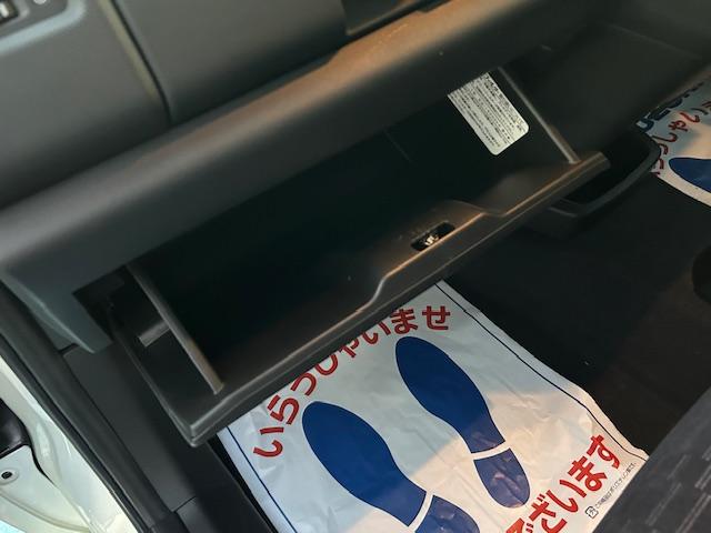 クロスロード 20X 電動サンルーフ スマートキー 7インチHDDナビゲーション バックモニター ETC ディスチャージヘッドランプ フォグランプ オートライト 純正アルミホイール 7人乗り3列シート(46枚目)