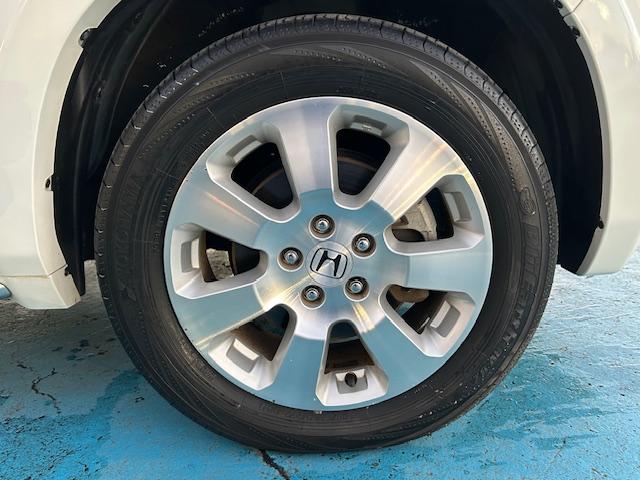 クロスロード 20X 電動サンルーフ スマートキー 7インチHDDナビゲーション バックモニター ETC ディスチャージヘッドランプ フォグランプ オートライト 純正アルミホイール 7人乗り3列シート(52枚目)