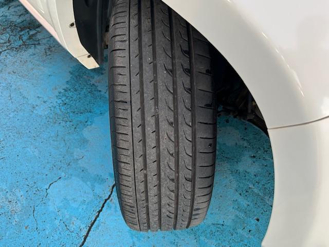 クロスロード 20X 電動サンルーフ スマートキー 7インチHDDナビゲーション バックモニター ETC ディスチャージヘッドランプ フォグランプ オートライト 純正アルミホイール 7人乗り3列シート(53枚目)