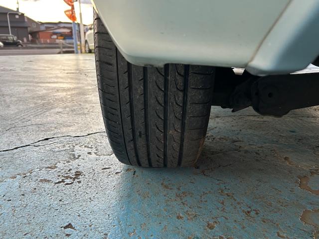 クロスロード 20X 電動サンルーフ スマートキー 7インチHDDナビゲーション バックモニター ETC ディスチャージヘッドランプ フォグランプ オートライト 純正アルミホイール 7人乗り3列シート(54枚目)