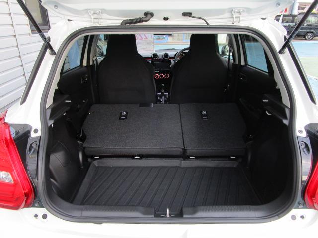 スイフトスポーツ ベースグレード　ターボ車　６速Ｍ／Ｔ　ディスプレイオーディオ　バッキモニター　ＥＴＣ　ＬＥＤヘッドライト　フォグランプ　アダプティブクルーズコントロール　衝突被害軽減ブレーキ装置　リヤパーキングセンサー　社外マフラー（13枚目）