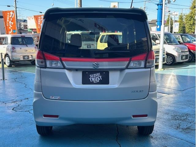 ソリオ Ｓ　スマートキー　ディスチャージヘッドランプ　フォグランプ　オートライト　両側パワースライドドア　レーダーブレーキサポートＩＩ　クルーズコントロール　ワンセグメモリーナビゲーション（7枚目）