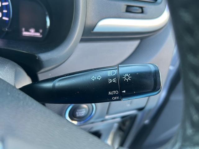 ソリオ Ｓ　スマートキー　ディスチャージヘッドランプ　フォグランプ　オートライト　両側パワースライドドア　レーダーブレーキサポートＩＩ　クルーズコントロール　ワンセグメモリーナビゲーション（27枚目）