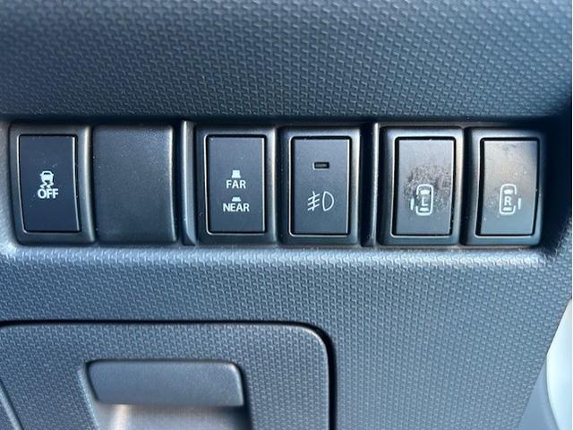 ソリオ Ｓ　スマートキー　ディスチャージヘッドランプ　フォグランプ　オートライト　両側パワースライドドア　レーダーブレーキサポートＩＩ　クルーズコントロール　ワンセグメモリーナビゲーション（31枚目）