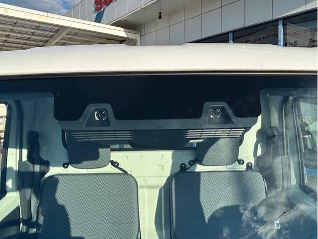 キャリイトラック ＫＣエアコン・パワステ　登録届出済未使用車　キーレスエントリー　オートライト　パワーウインド　アイドリングストップ　衝突被害軽減ブレーキ装置　リヤパーキングセンサー　横滑り防止装置　車線逸脱警報装置（27枚目）