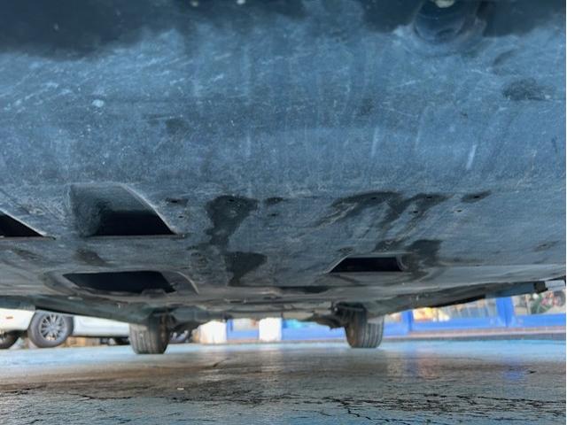 ビアンテ グランツ－スカイアクティブ　スマートキー　フルセグメモリーナビゲーション　ＥＴＣ　両側パワースライドドア　ディスチャージヘッドランプ　フォグランプ　セカンドシート側キャプテンシート　社外アルミホイール（10枚目）