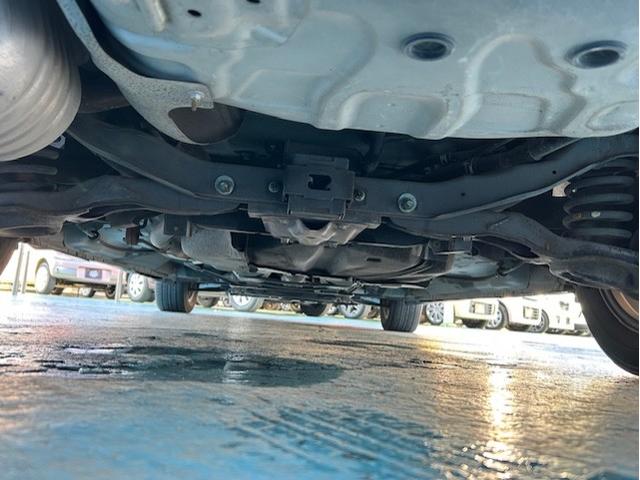 ビアンテ グランツ－スカイアクティブ　スマートキー　フルセグメモリーナビゲーション　ＥＴＣ　両側パワースライドドア　ディスチャージヘッドランプ　フォグランプ　セカンドシート側キャプテンシート　社外アルミホイール（11枚目）