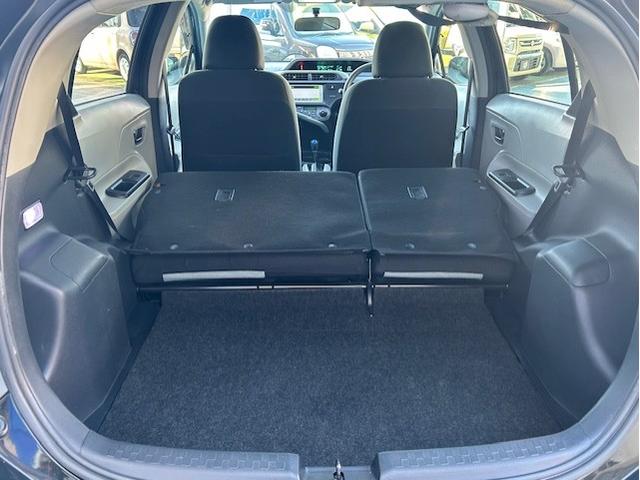 アクア S ハイブリッド キーレスエントリー 7インチワンセグメモリーナビ バックモニター ETC ディスチャージヘッドランプ デイライト 社外リヤマフラー(17枚目)