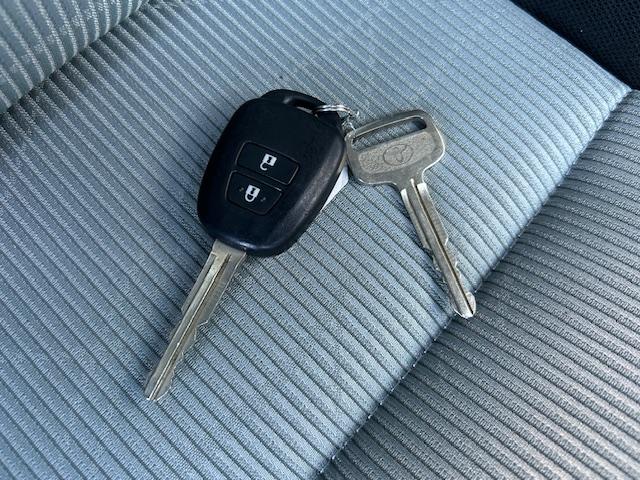 アクア S ハイブリッド キーレスエントリー 7インチワンセグメモリーナビ バックモニター ETC ディスチャージヘッドランプ デイライト 社外リヤマフラー(54枚目)